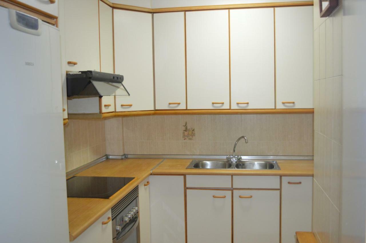 Apartamento Completo 200M Playa Apartment Росес Екстериор снимка