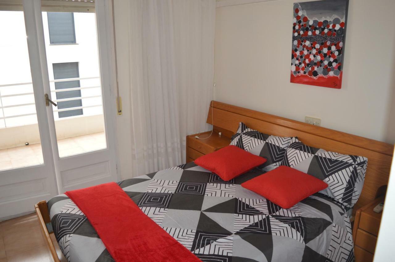 Apartamento Completo 200M Playa Apartment Росес Екстериор снимка