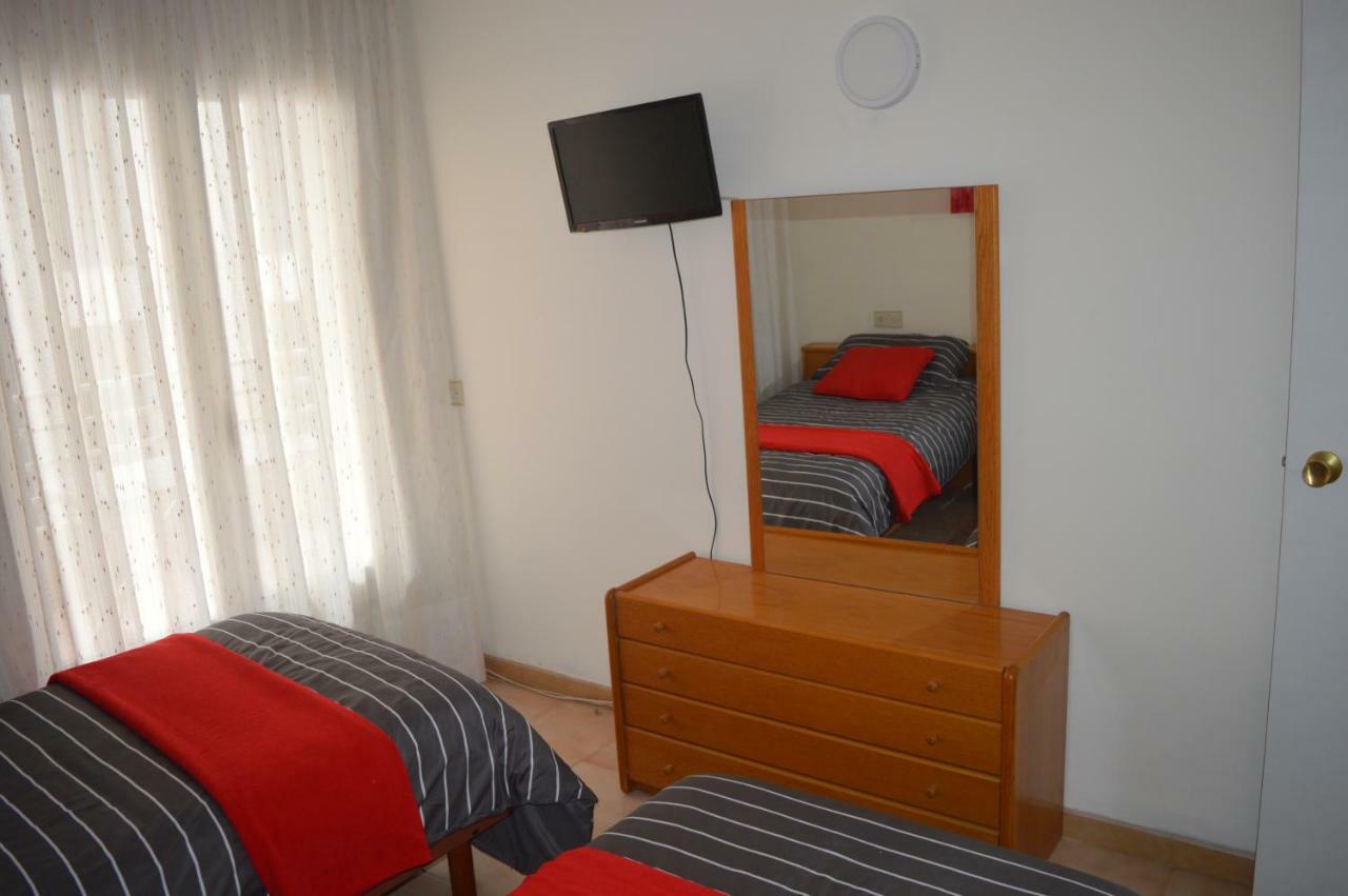 Apartamento Completo 200M Playa Apartment Росес Екстериор снимка