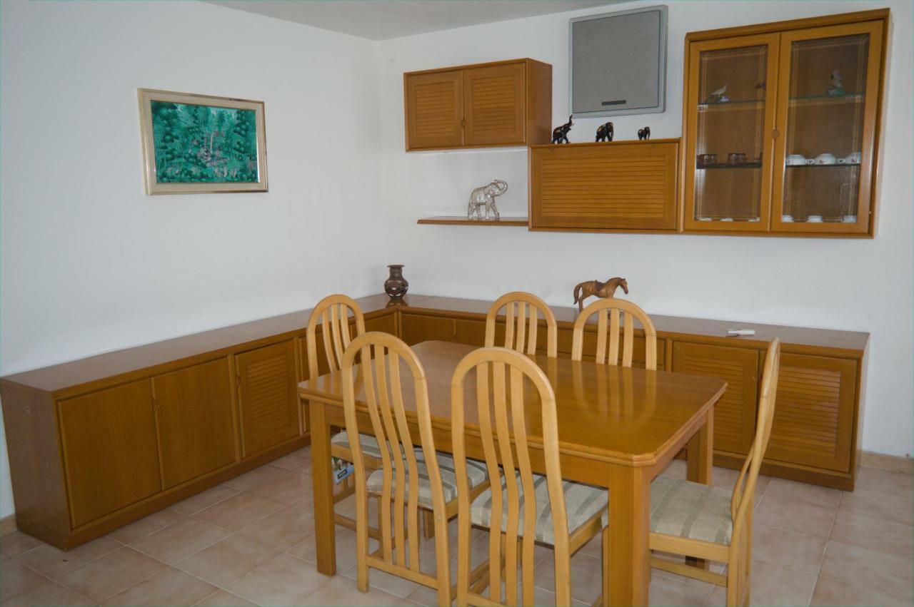 Apartamento Completo 200M Playa Apartment Росес Екстериор снимка